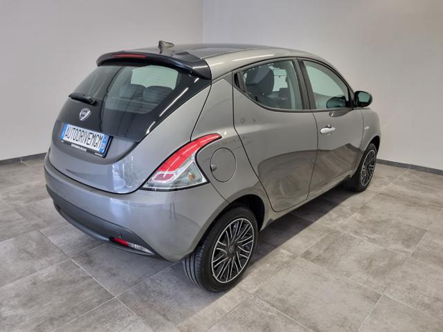 LANCIA Ypsilon 1.0 FireFly 5 porte S&S Hybrid Oro