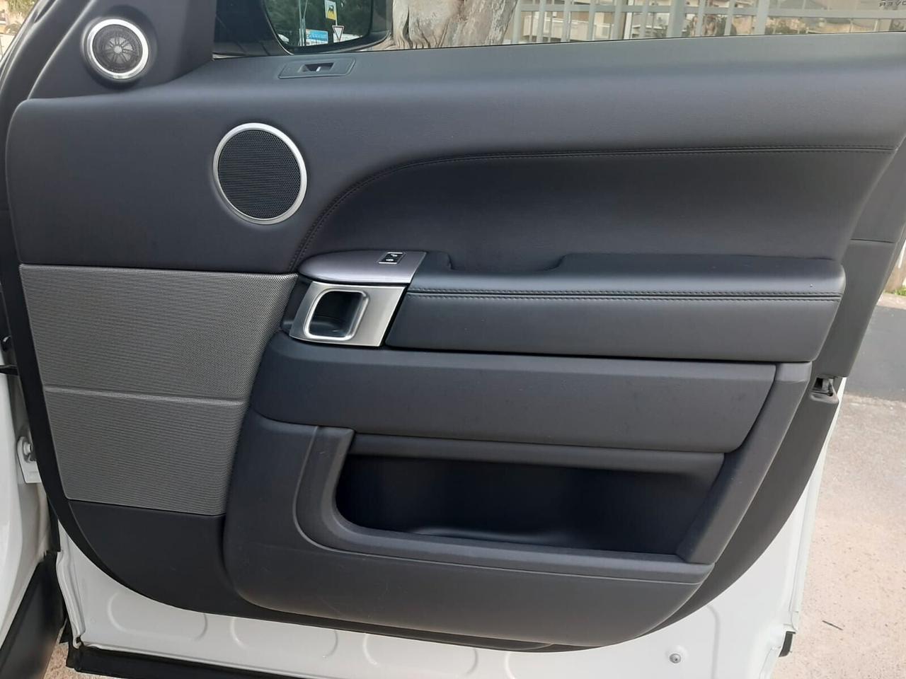 Land Rover Range Sport 3.0 TDV6 HSE Dynamic