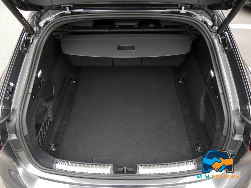 AUDI A5 Avant TDI S tronic S LINE