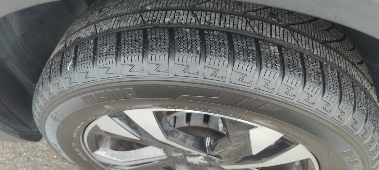 Peugeot 2008 BlueHDi 100 S&S Allure