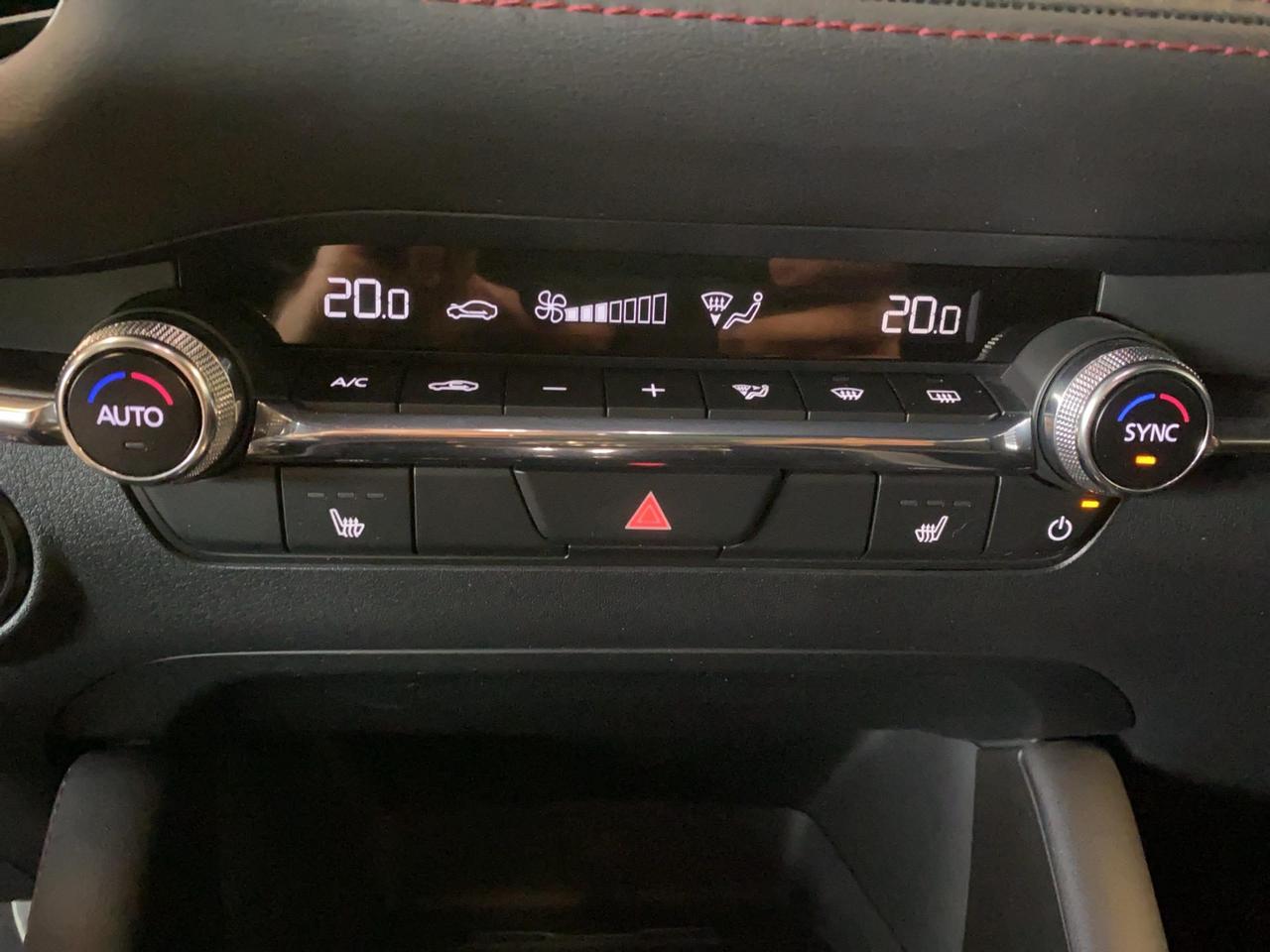 Mazda 3 5p 2.0 m-hybrid Homura 186cv