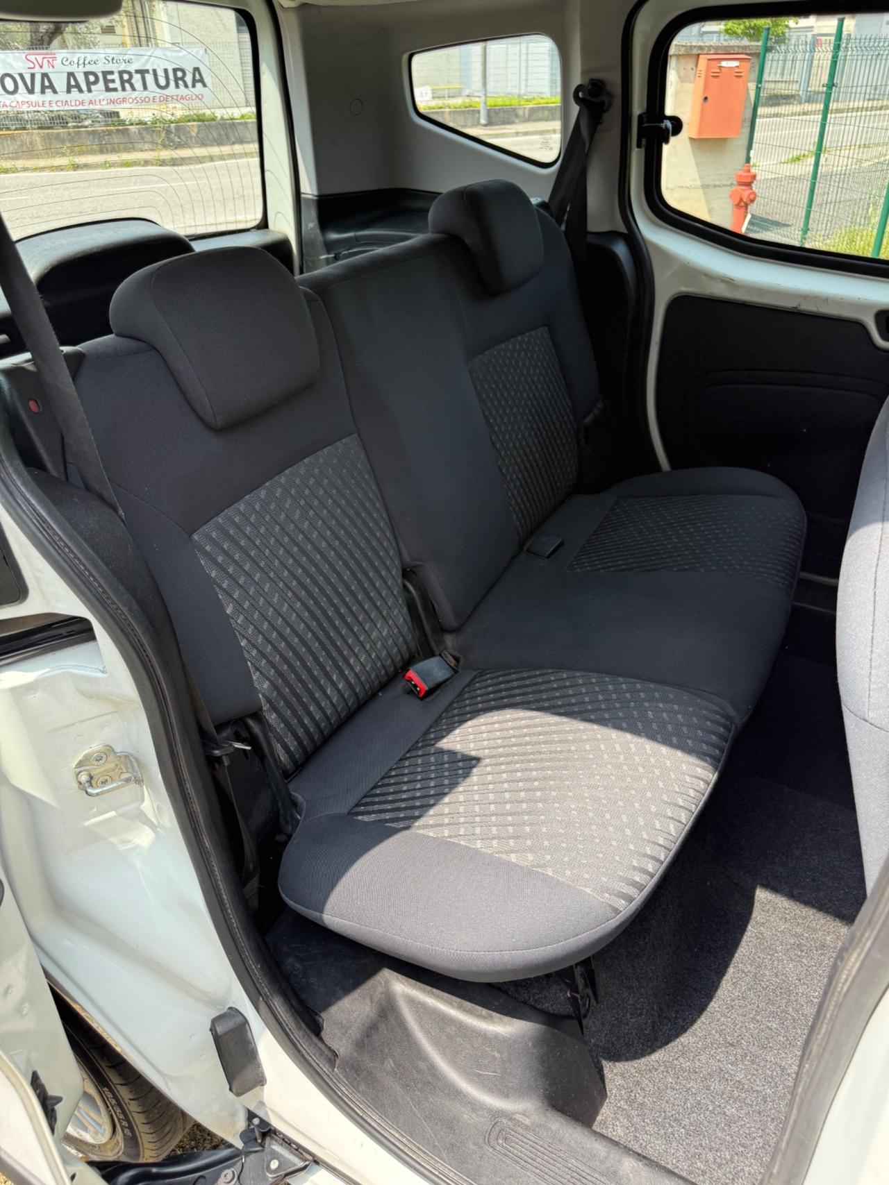 Peugeot Bipper Tepee Mix 1.3 HDi 75CV FAP Autocarro 4 Posti Clima