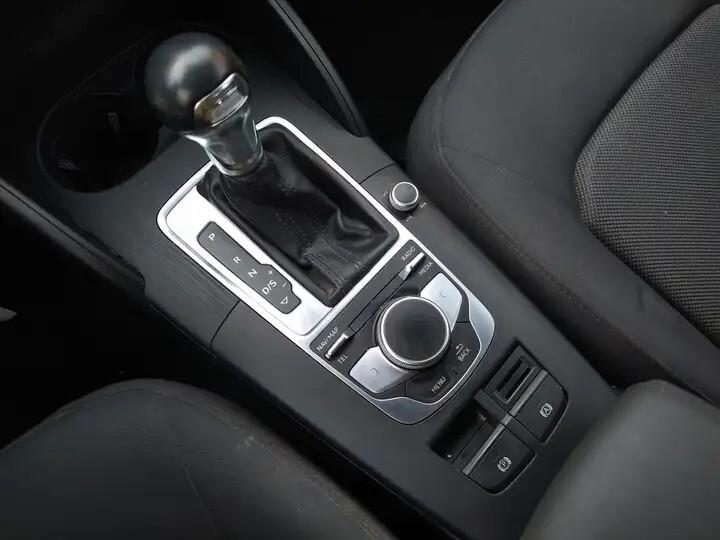 Audi A3 SPB 1.4 TFSI S tronic g-tron Sport
