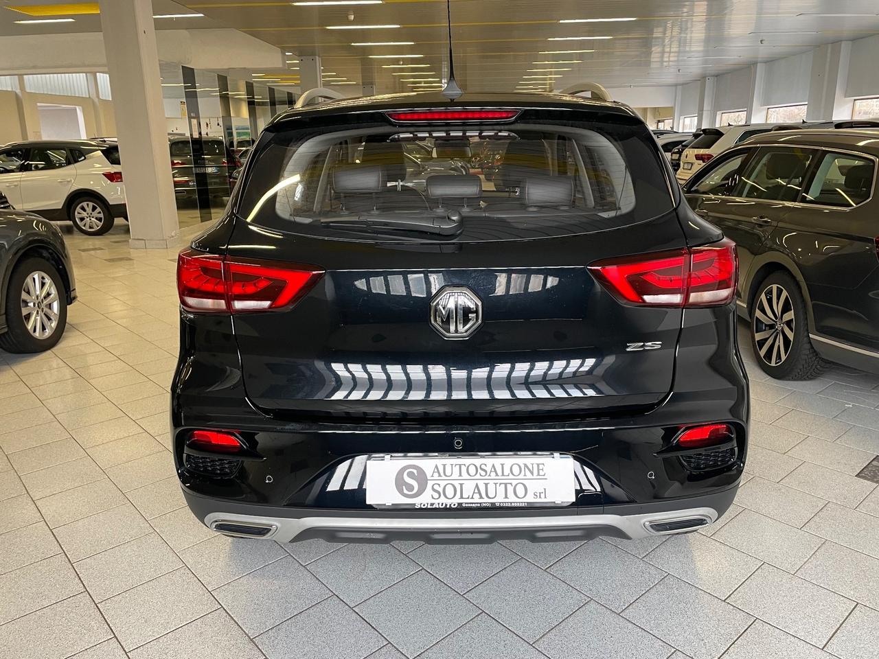 Mg ZS 1.5 Luxury Pelle Navy