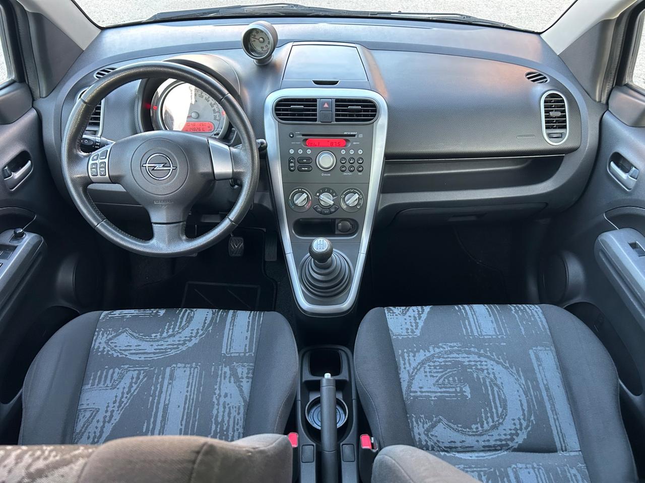 Opel Agila 1.2 benzina 94 cavalli 2014