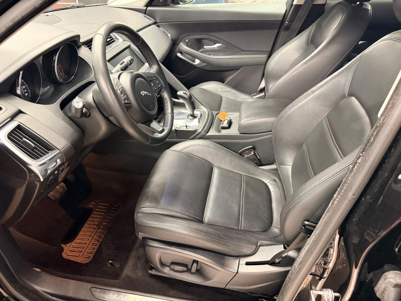 Jaguar E-Pace 2.0D 150 CV AWD R-Dynamic S