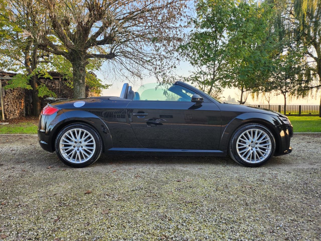 Audi TT Roadster 2.0 TFSI