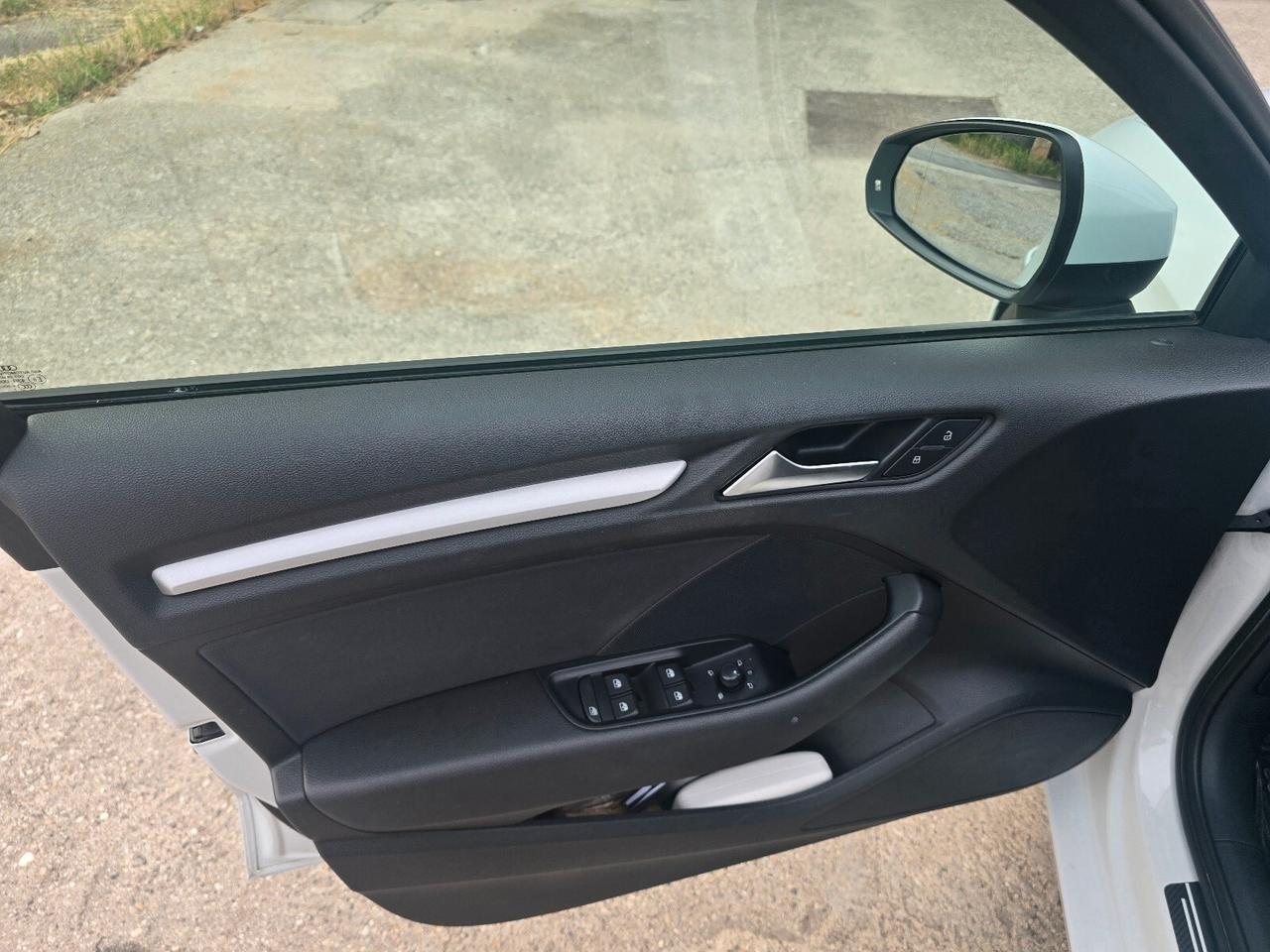 Audi A3 Sedan 1.6 TDI 116 CV S tronic Business