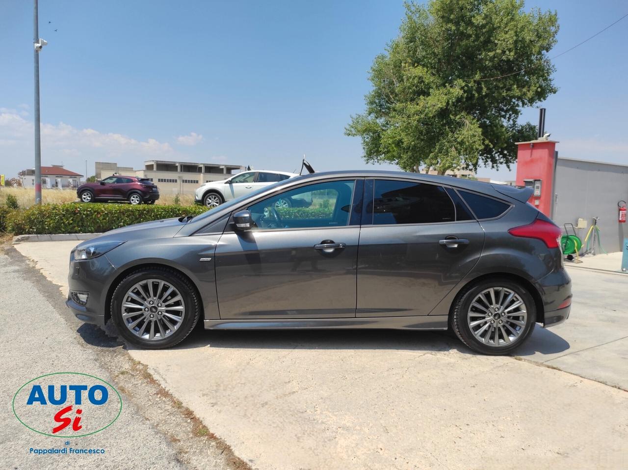 Ford Focus 1.0 Benzina - 125cv ST Line