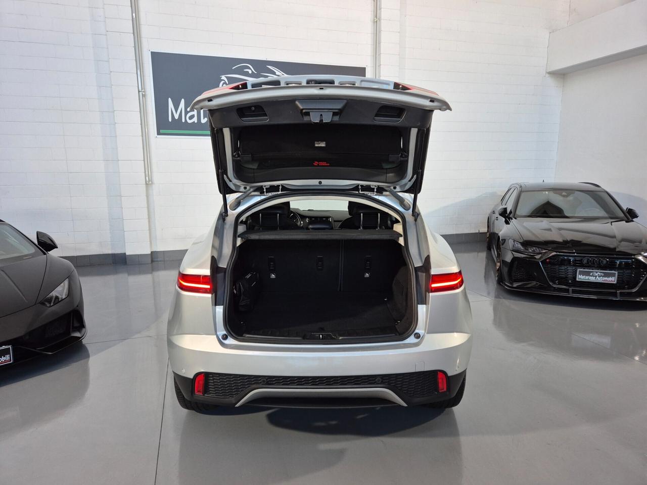 Jaguar E-Pace 2.0d i4 AWD Pelle Navi Camera Finanziabile Permute