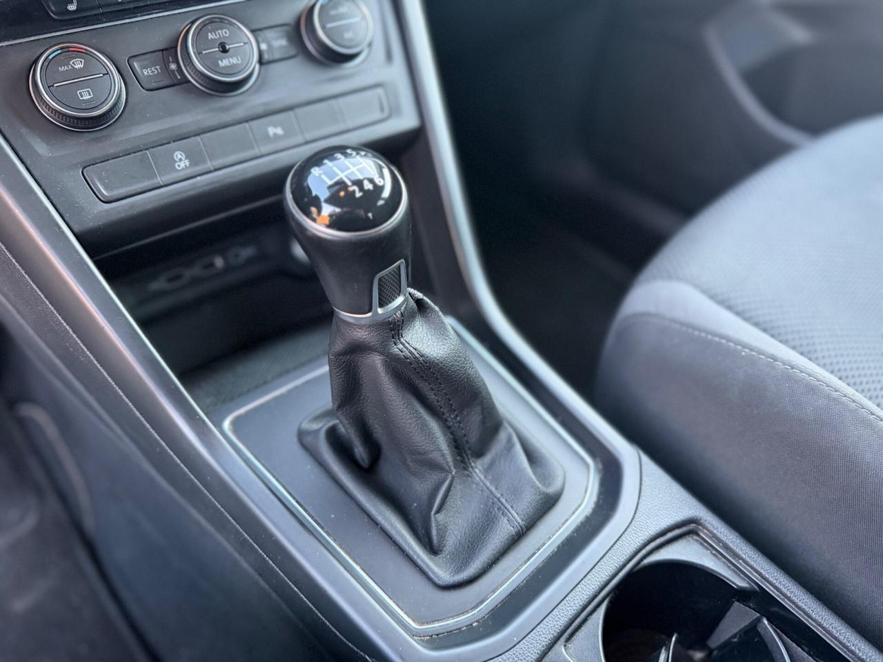 Volkswagen Touran 1.6 TDI 7 POSTI 115 CV