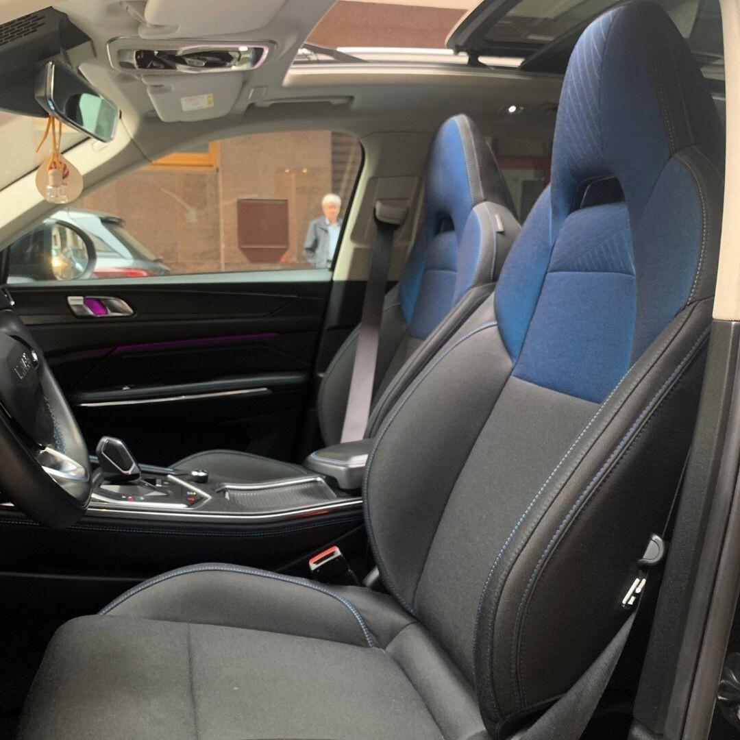 Lynk&co 01 PHEV 2021 **full optional**