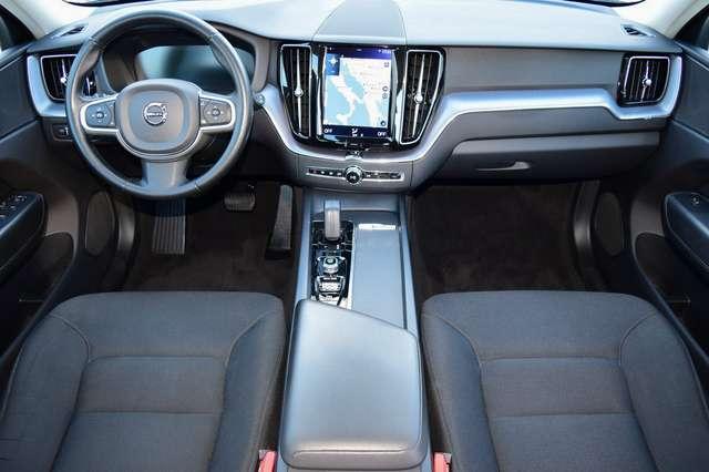 Volvo XC60 2.0 B4 Mhev AWD Geartronic 197 cv Business Plus