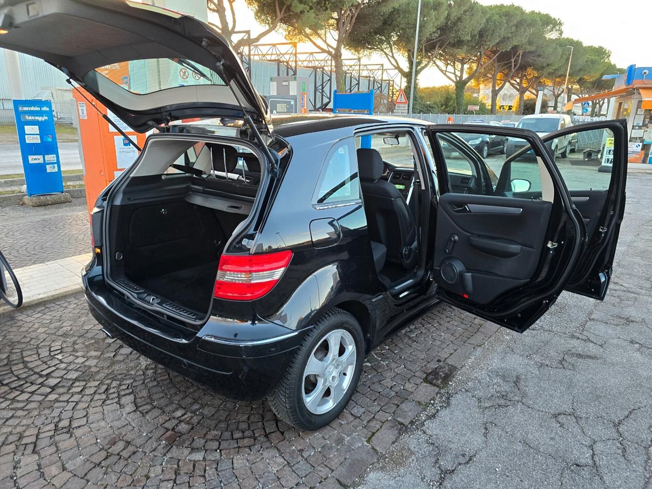 Mercedes-benz B 180 B 180 CDI Chrome 186.000km