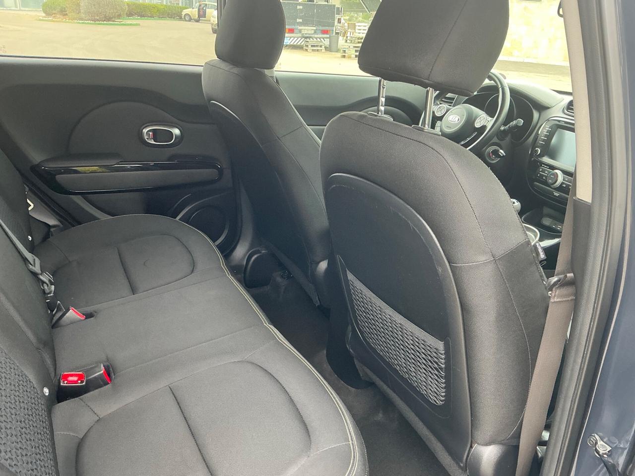 KIA SOUL 1.6 CRDI 136 Cv STRAFULL BI-COLOR 10/2016