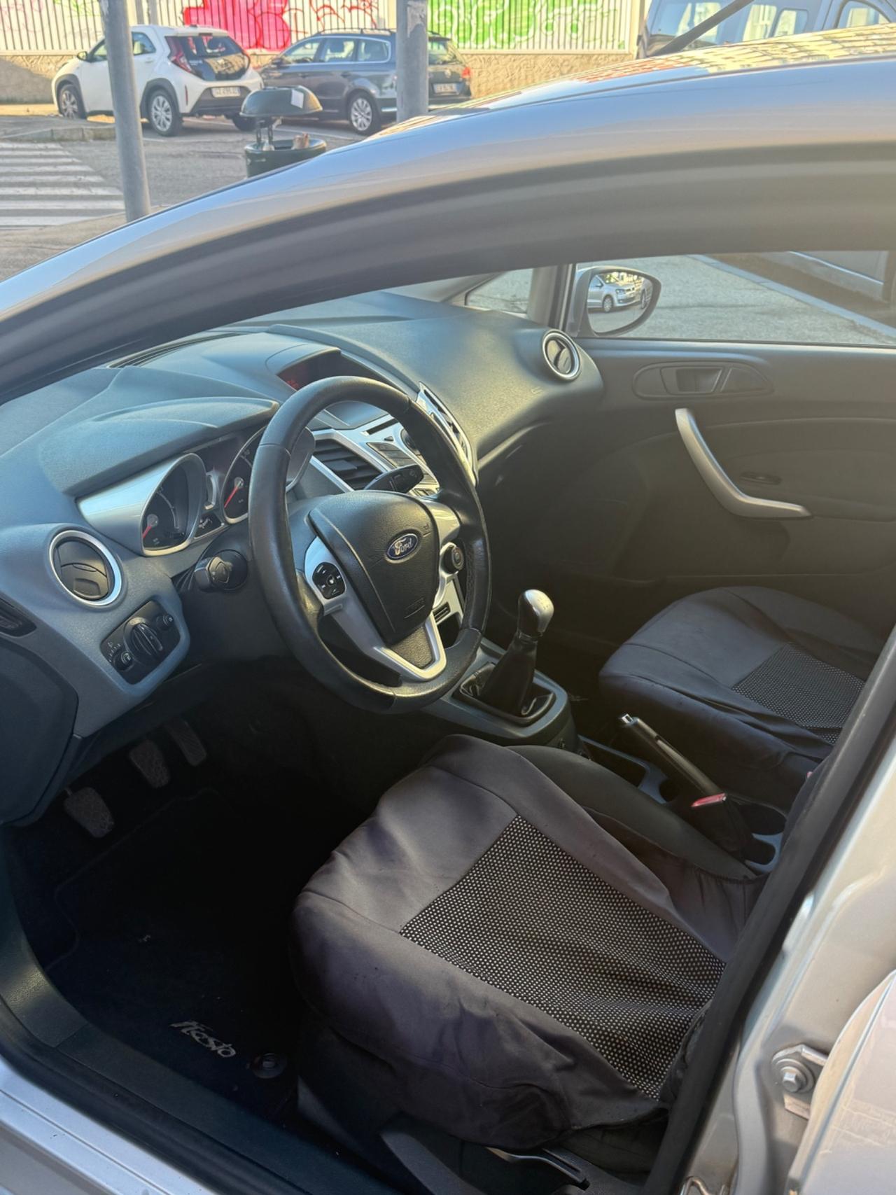 Ford Fiesta 1.4 5 porte Bz.- GPL Titanium