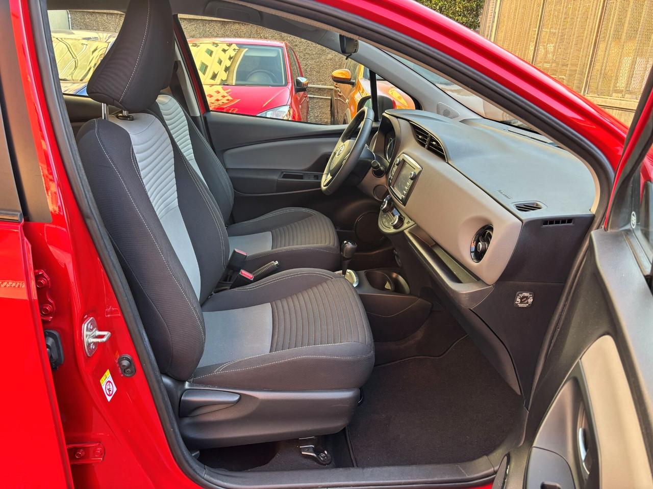 Toyota Yaris 1.5 Hybrid 5 porte Active PREZZO REALE