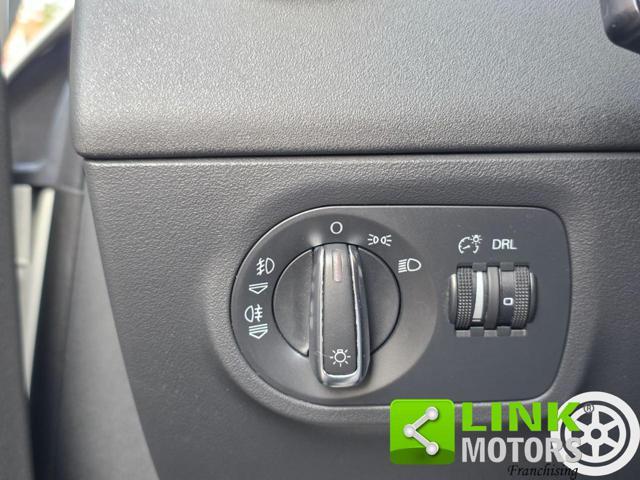 AUDI TT 2.0 TFSI 200 CV S Tronic S Line