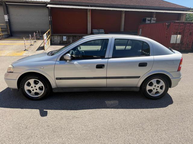 OPEL Astra 1.6i 16V cat 5p Club senza nessun lavoro da fare