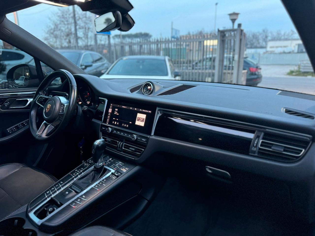 Porsche Macan 2.0 245CV TETTO APRIBILE