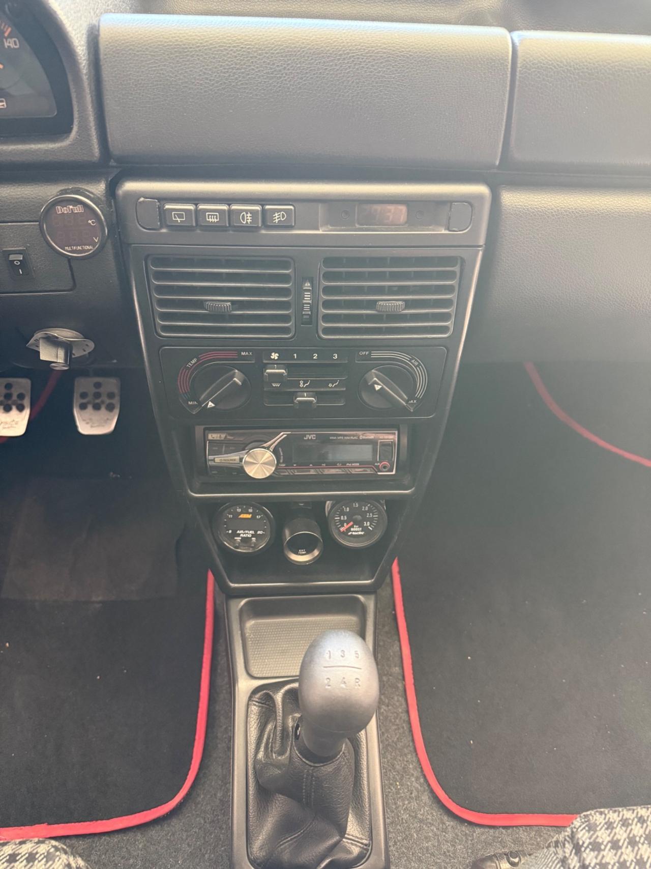 Fiat Uno turbo i.e. Tetto Apribile