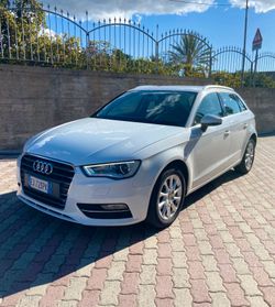 Audi A3 Sportback 1.6 TDI 110cv (81kw) Ambition EURO6