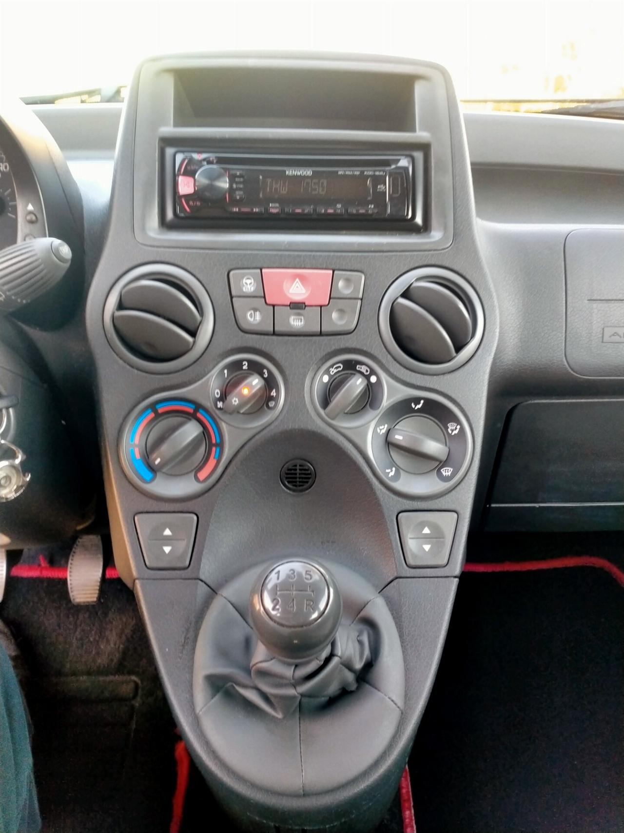 Fiat Panda 1.2 Dynamic Eco Restyling KM CERTIFICATI - CLIMA CHIUS. CENTRALIZZATA VETRI ELETT.