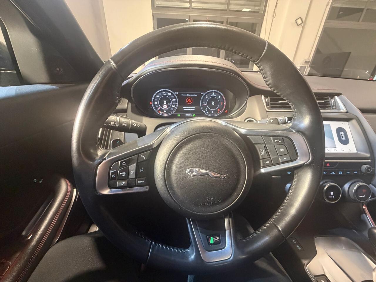 Jaguar E-Pace 2.0D 150 CV AWD aut. R-Dynamic S