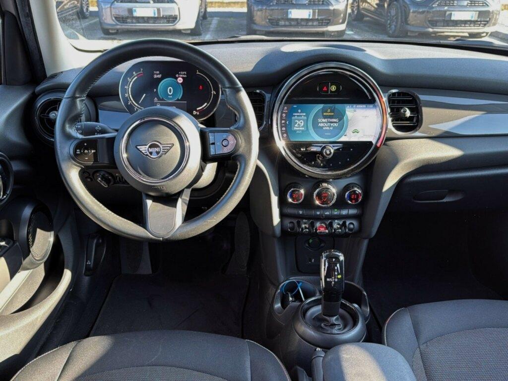 Mini Cooper 1.5 TwinPower Turbo Cooper Business DCT