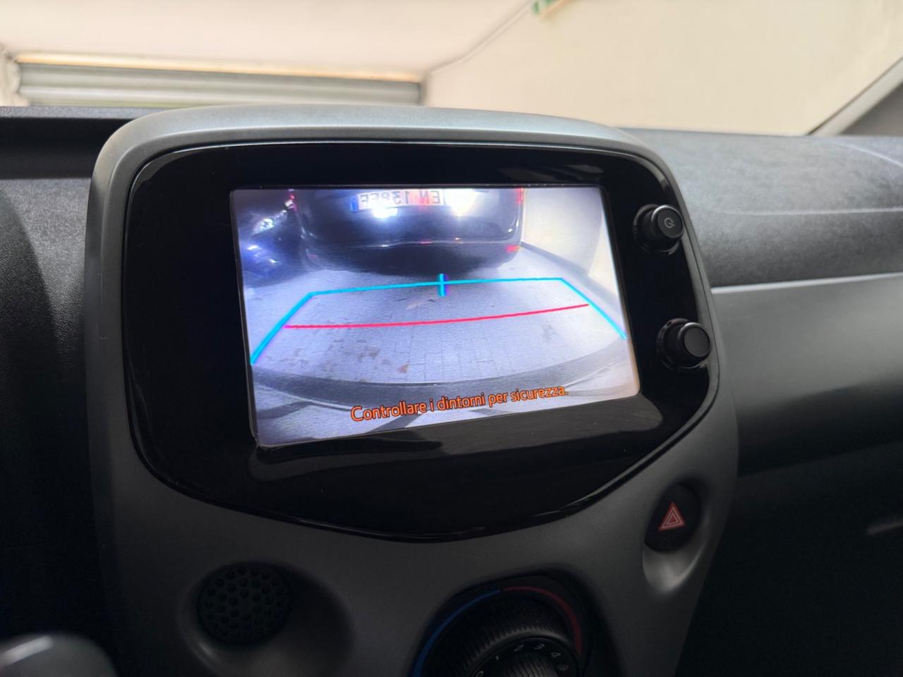 Toyota Aygo 1.0 VVT-i 72 CV 5 porte x-clusiv MMT