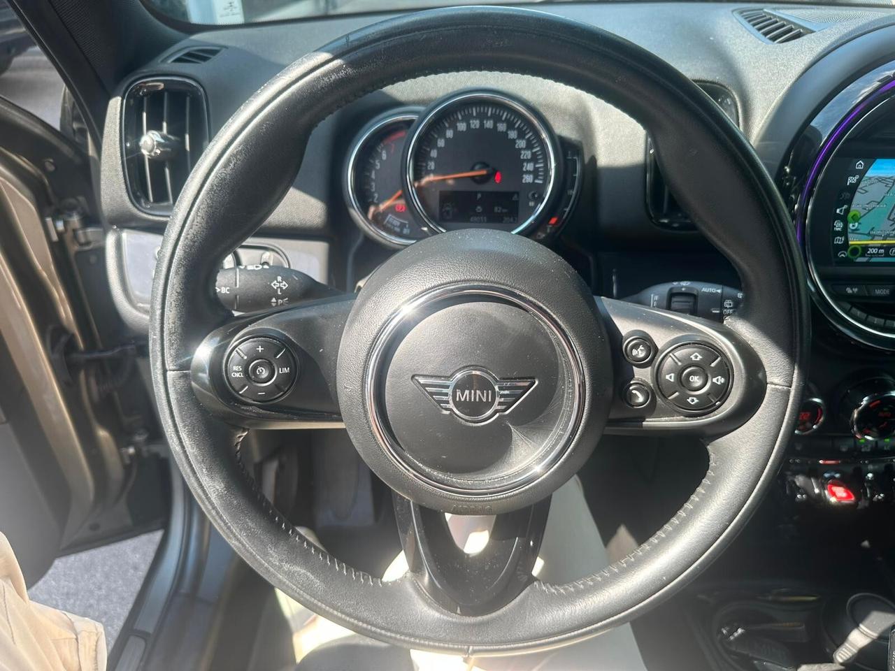 Mini Cooper Countryman 1.5 Business Automatica
