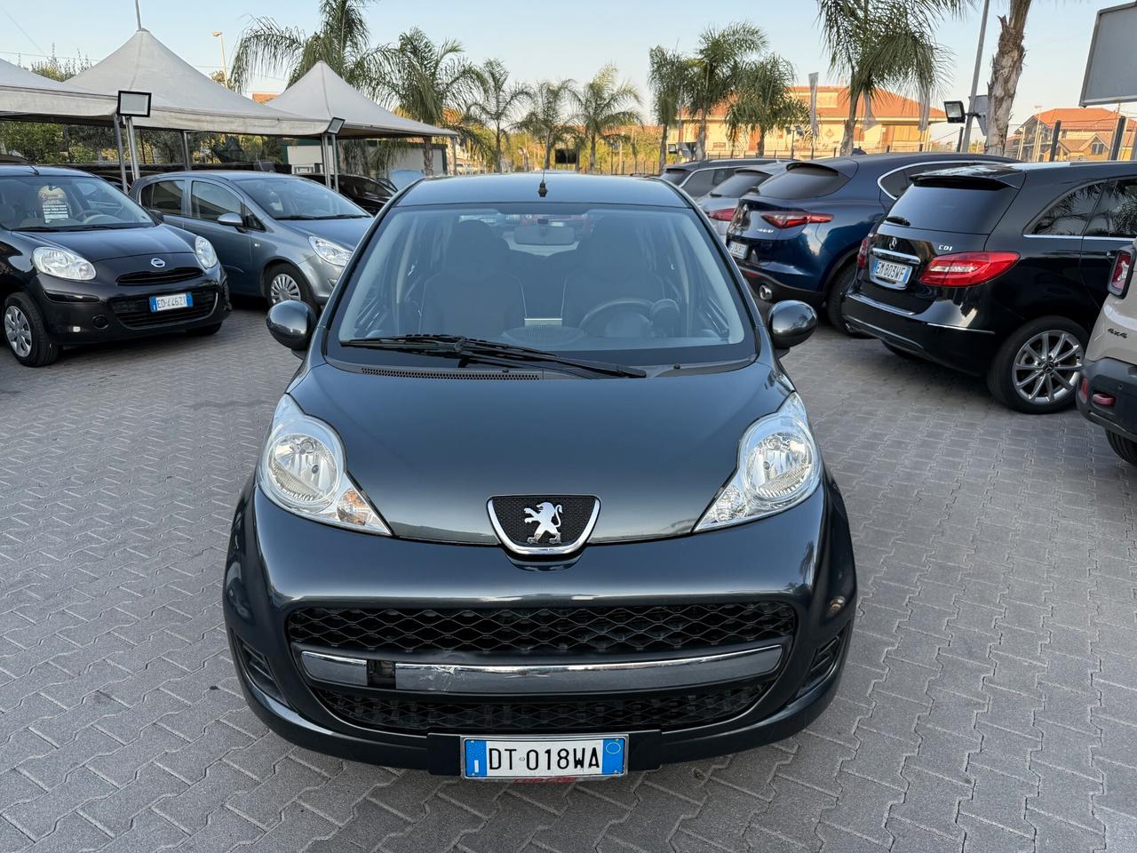 Peugeot 107 1.0 68CV 5p. Sweet Years - 2010