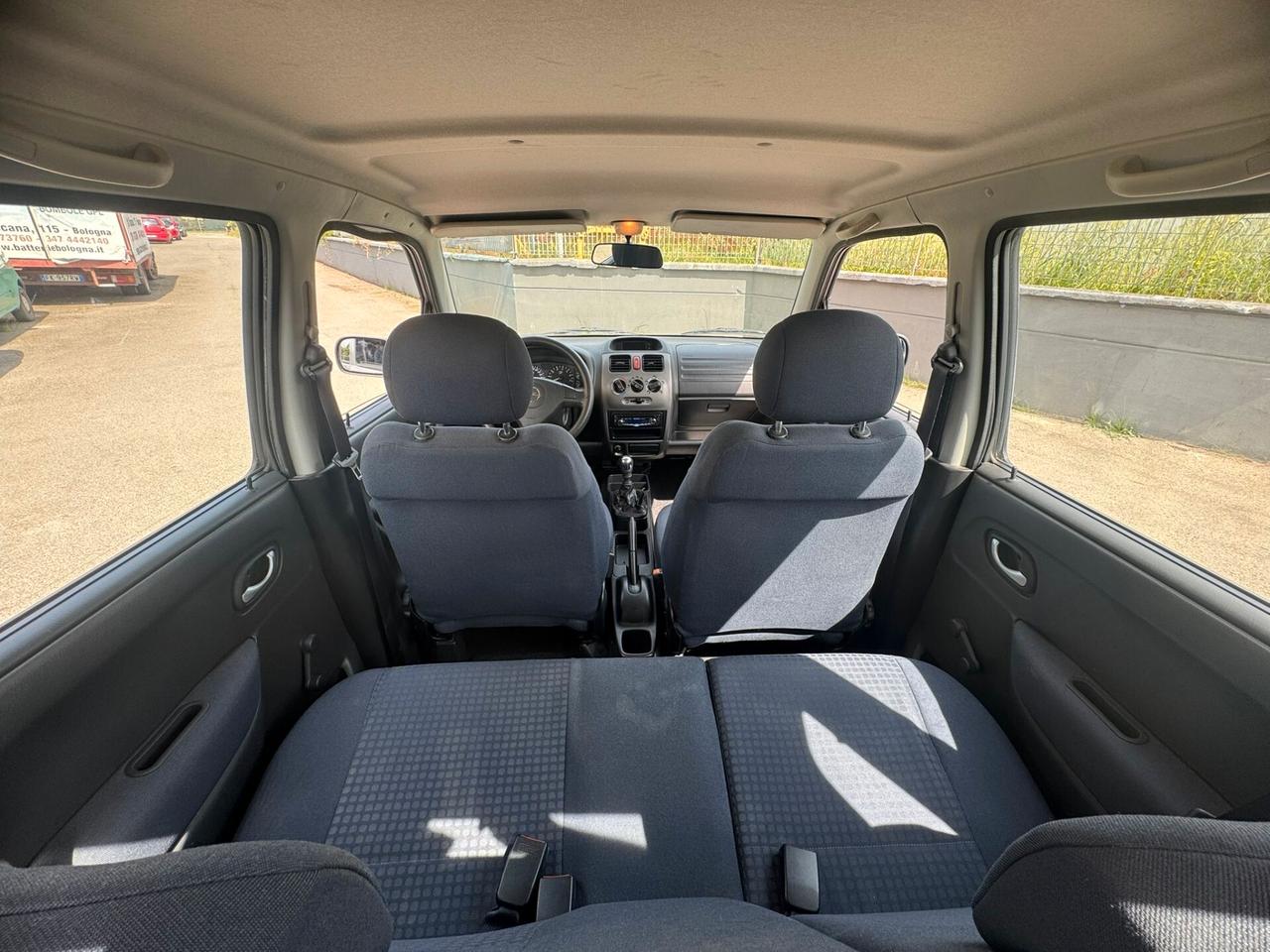 Opel Agila 1.2 16V Per Neopatentati