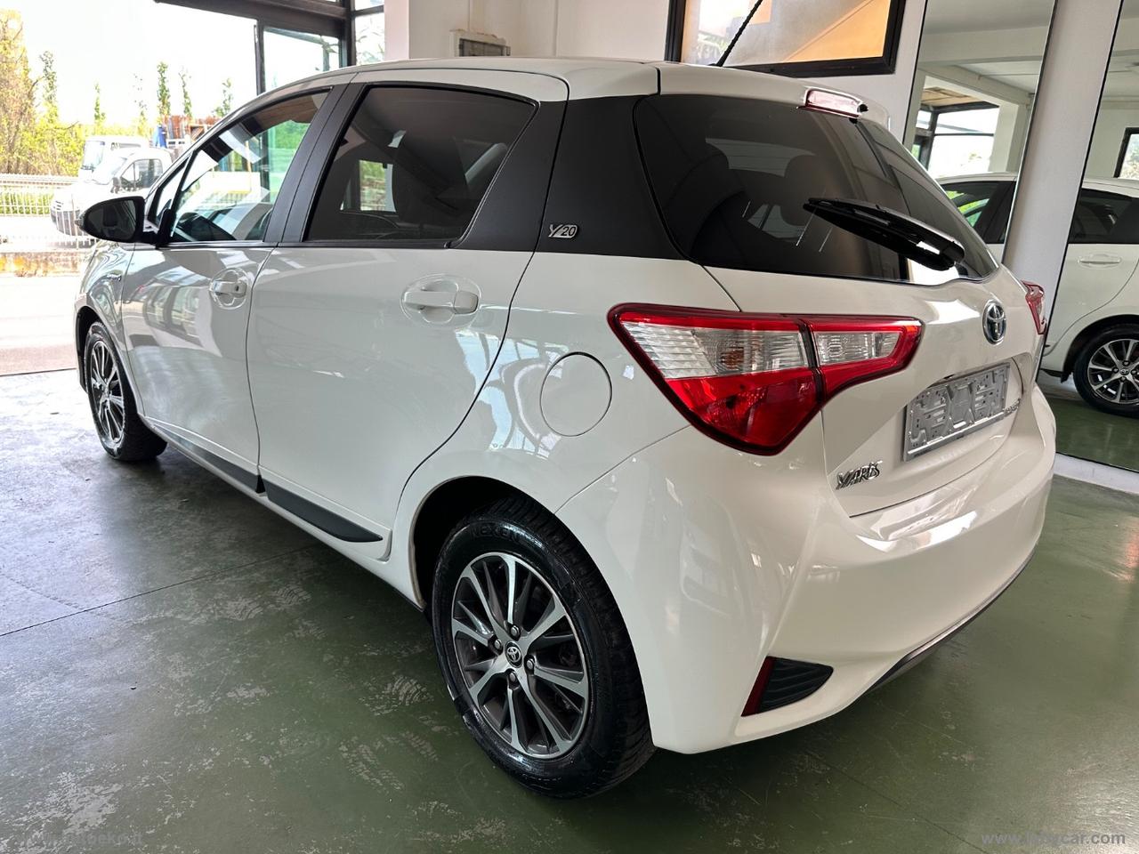 TOYOTA Yaris 1.5 Hybrid 5p. Y20 Bitone