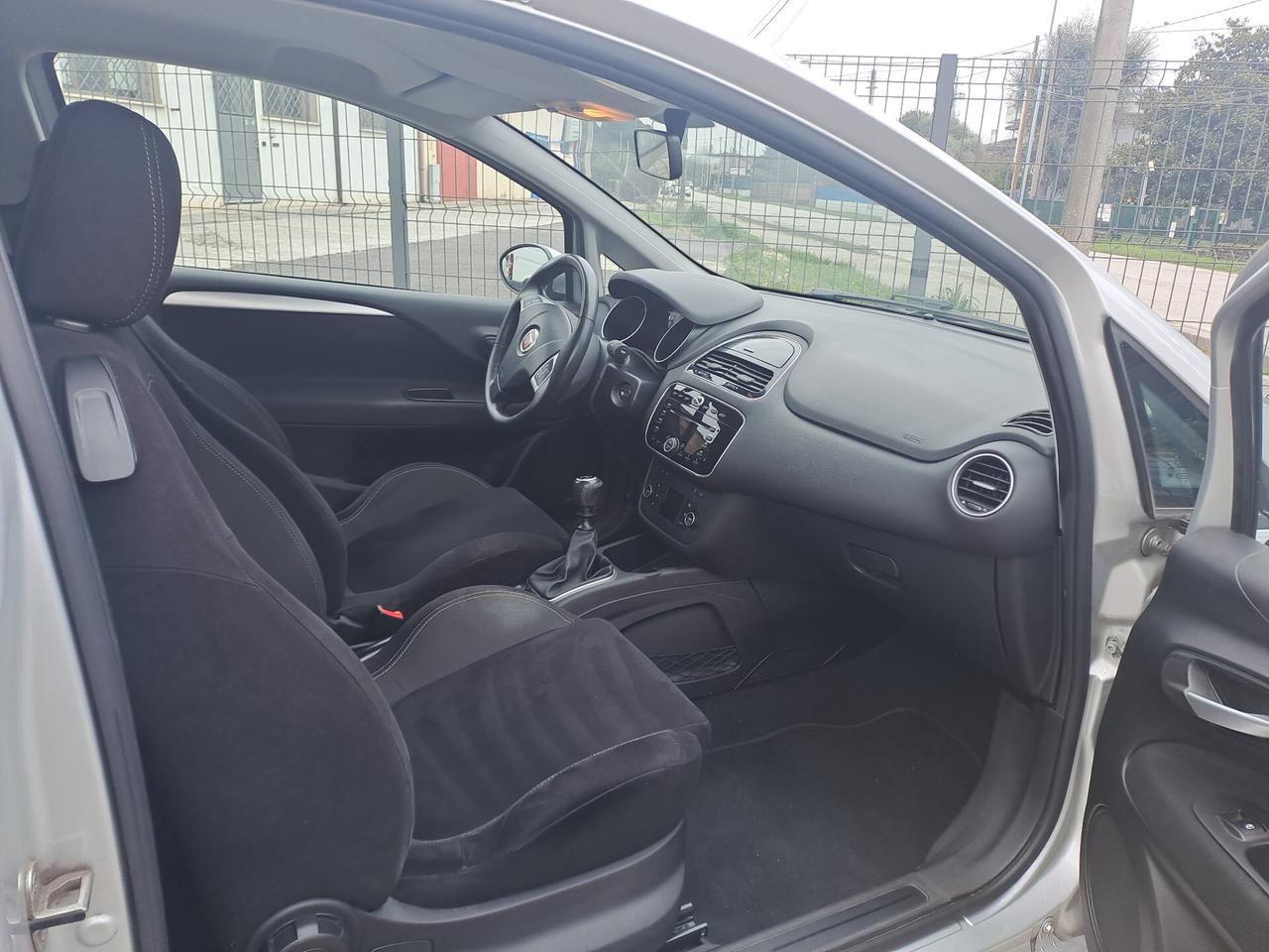Fiat Punto 1.2 8V 3 porte Lounge -2014