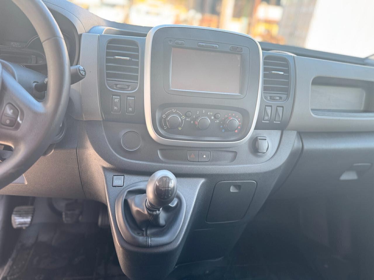 RENAULT TRAFIC T29 TETTO ALTO- FINANZIABILE