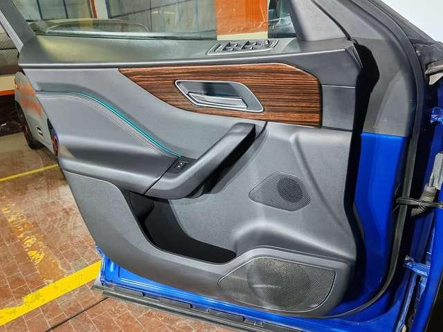 Jaguar F-Pace 2.0d Portfolio AWD 240cv Auto Navi + Camera