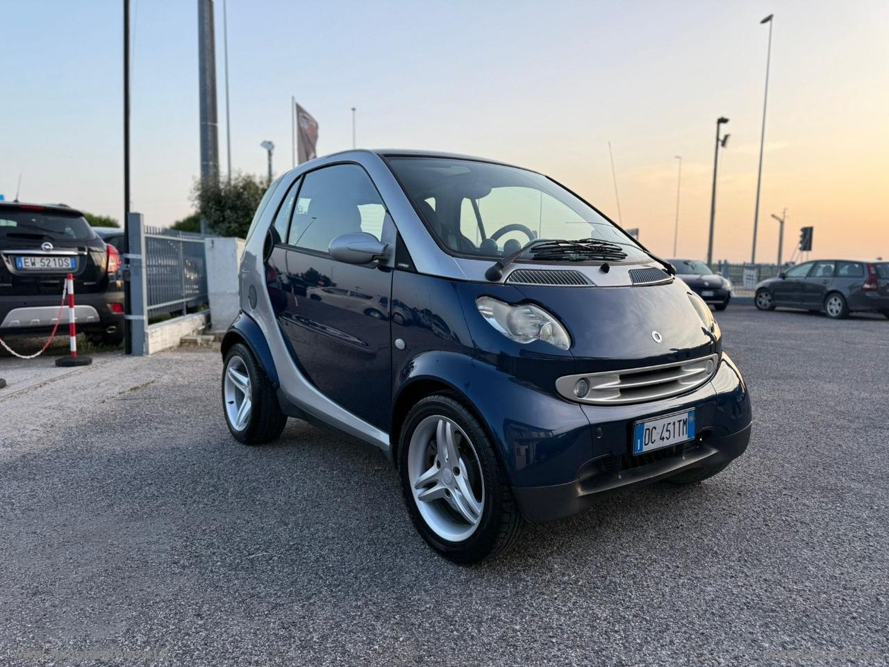 SMART fortwo 700CC coupé grandstyle
