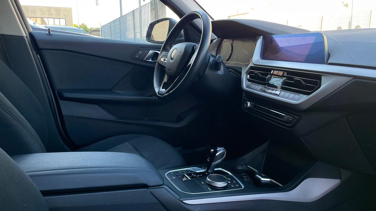 BMW 116D 1.5 ADVANTAGE 116CV - CRUISE CONTROL, CAR PLAY, NEOPATENTATI