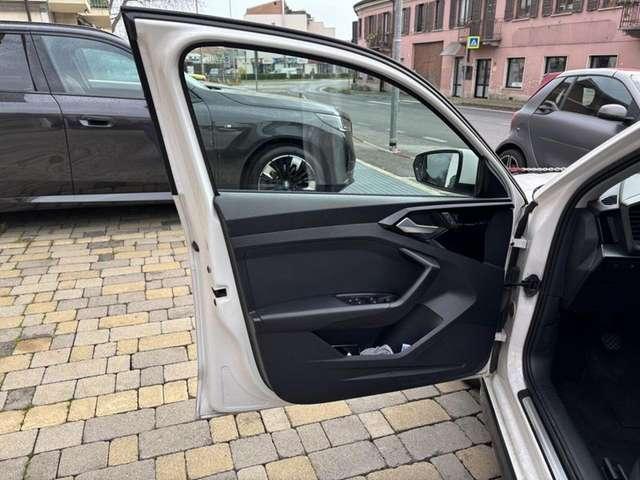 Audi A1 allstreet 30 TFSI APP CONNECT-16"