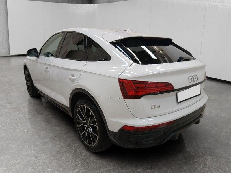 Audi Q5 Sportback 40 2.0 tdi mhev 12V S line quattro s-tronic
