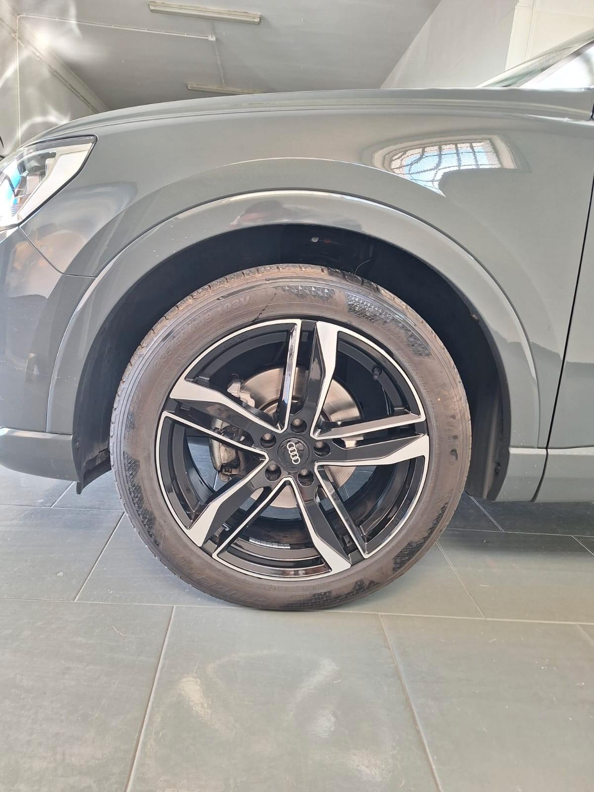 Audi Q3 35 TDI S tronic Business Advanced
