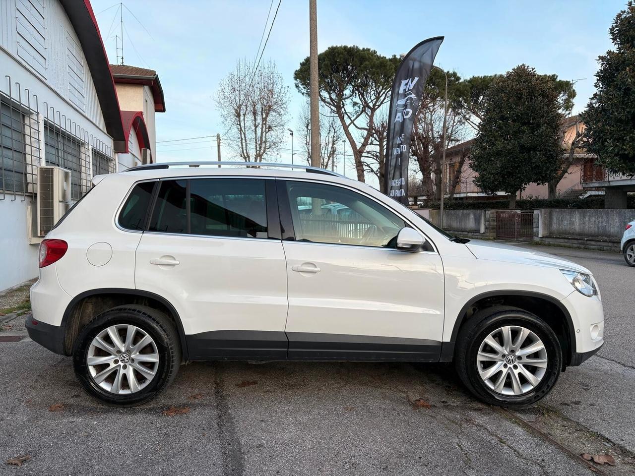 Volkswagen Tiguan 2.0 TDI AUTOM. GARANZIA.