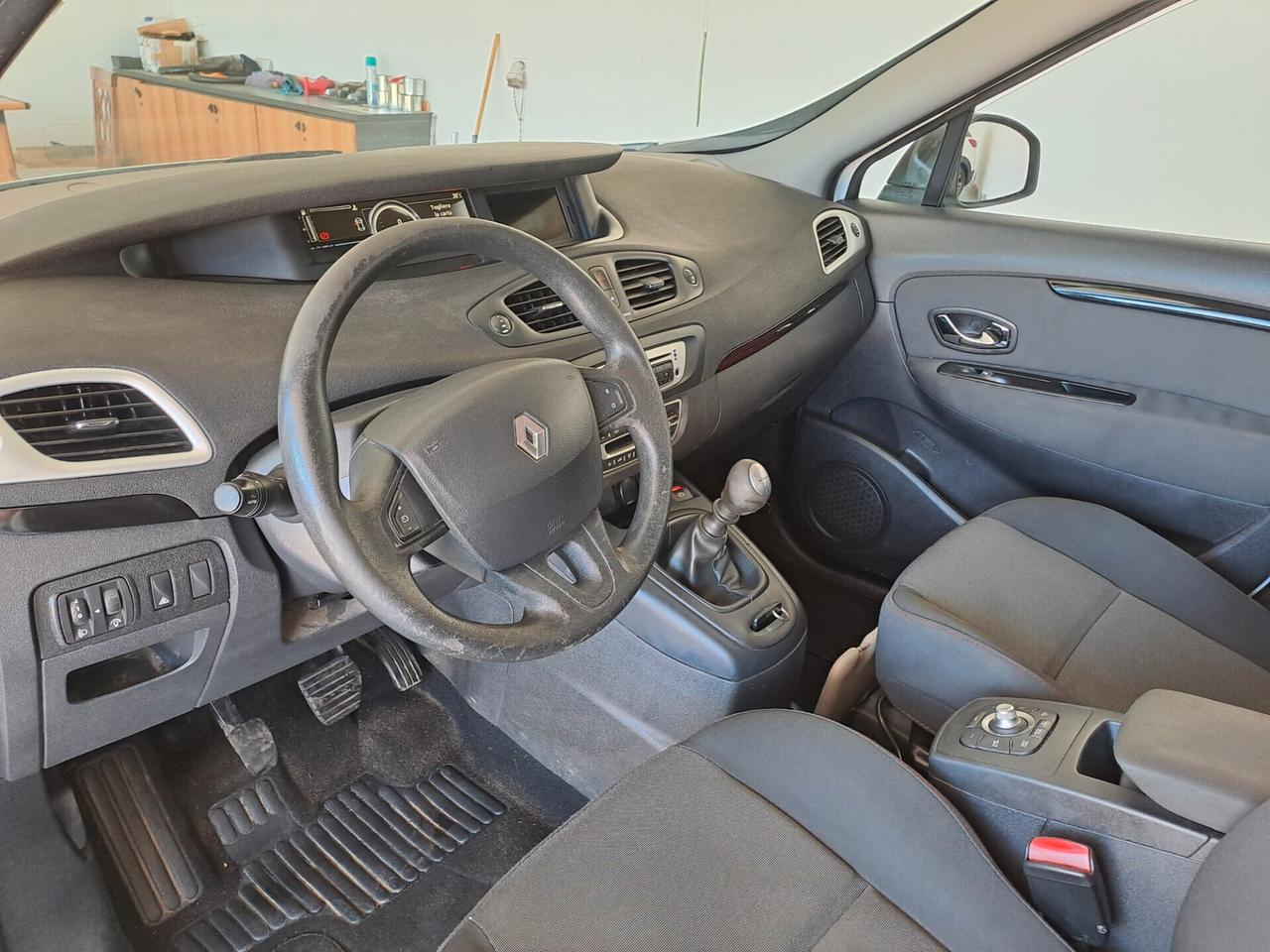 Renault Scénic XMod 1.5 dCi AUTOCARRO N1