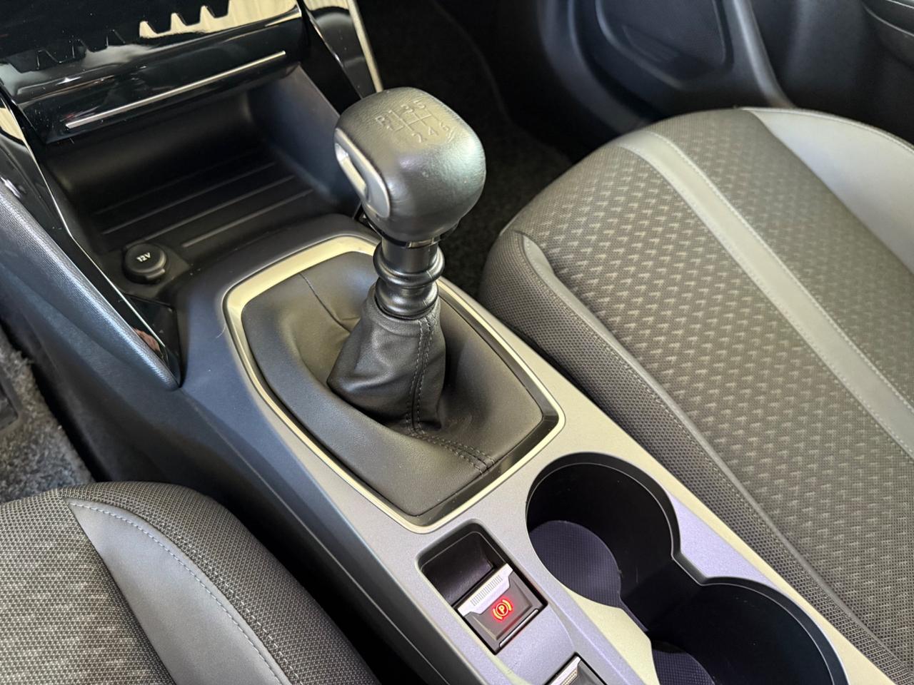 Peugeot 2008 PureTech 100 S&S Allure CINGHIA APPENA FATTA