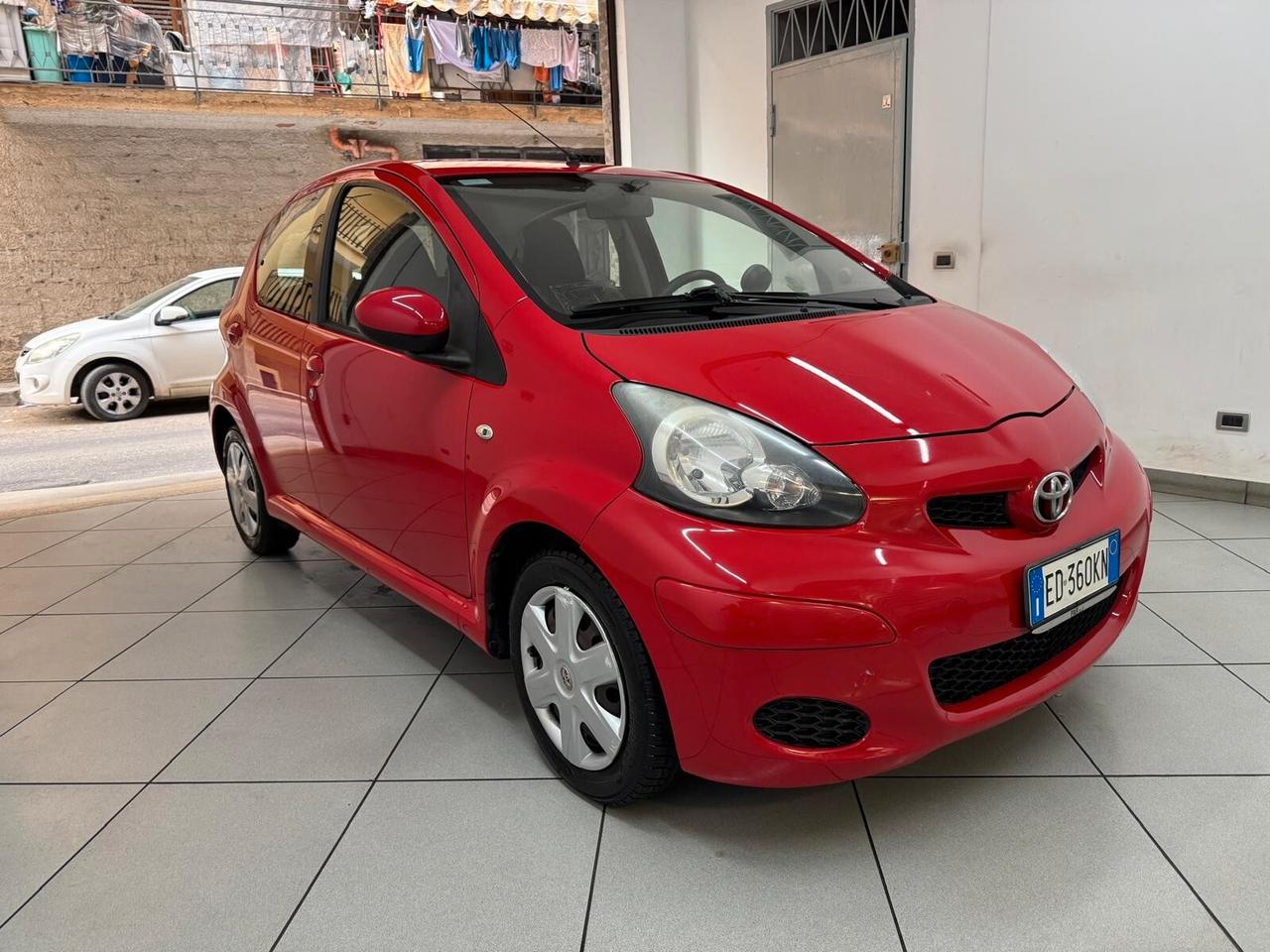 Toyota Aygo 1.0 Benzina 5 porte 2010