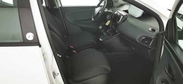 LANCIA Ypsilon 1.2 69 CV 5 porte GPL Ecochic Silver