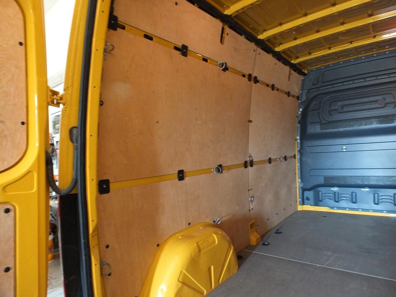 MERCEDES SPRINTER TETTO ALTO PASSO MEDIO