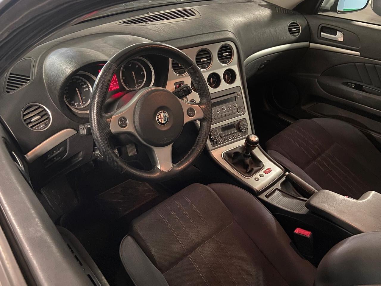 Alfa Romeo 159 2.0 JTDm Distinctive