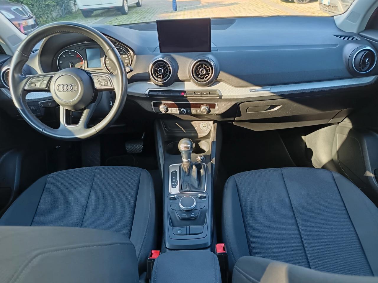 Audi Q2 30 TDI S tronic Business